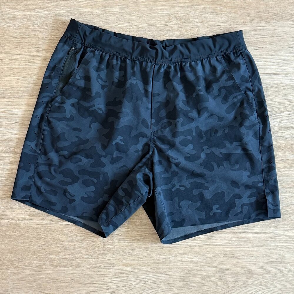 Ten Thousand Interval Short - 7" XL